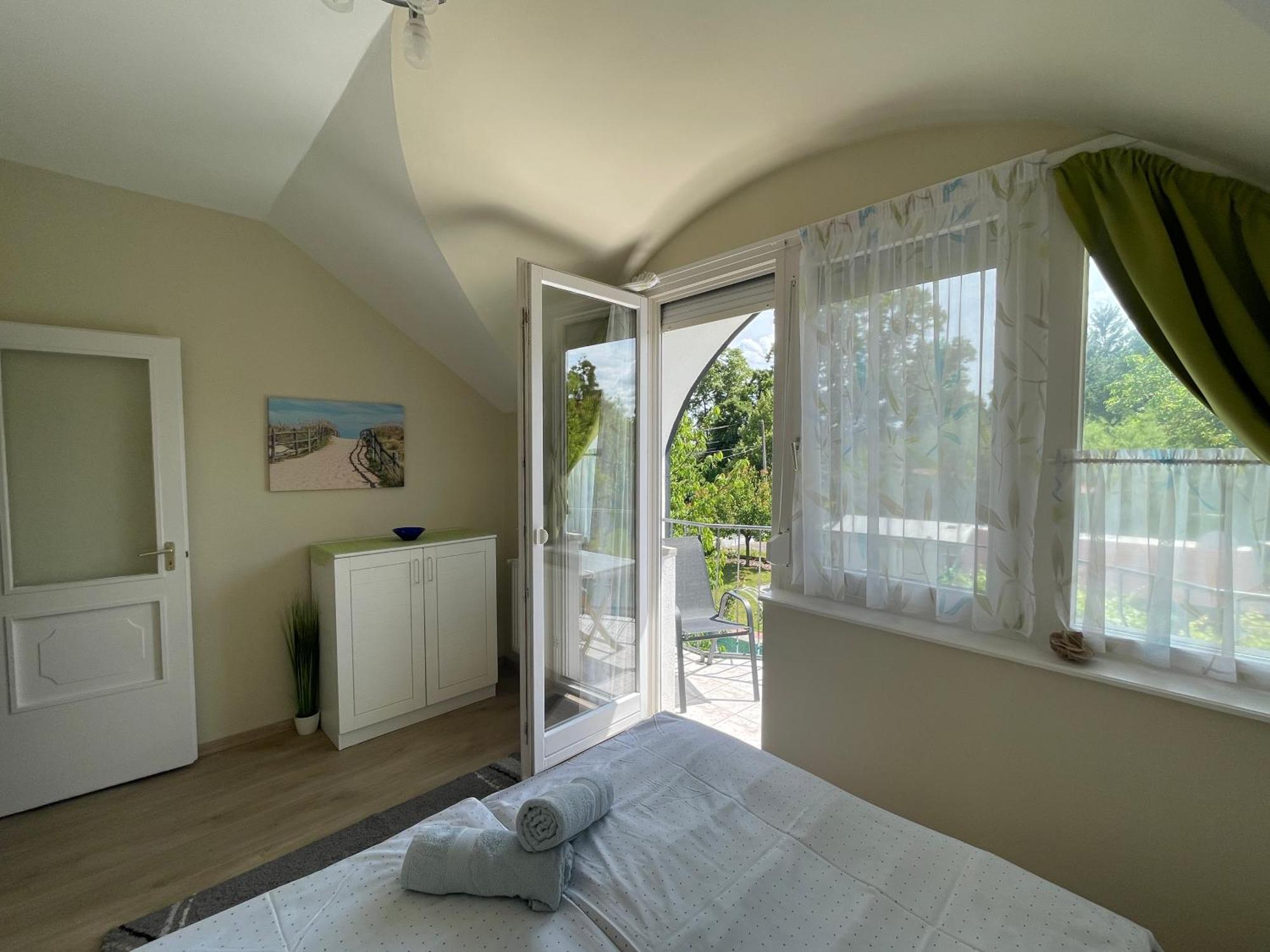 Villa Terrazza Balatongyörök Eksteriør billede